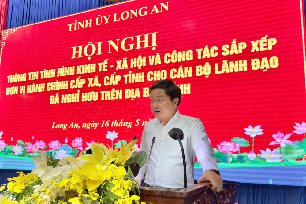 Bí thư Tỉnh ủy - Nguyễn Văn Quyết phát biểu kết luận tại hội nghị
