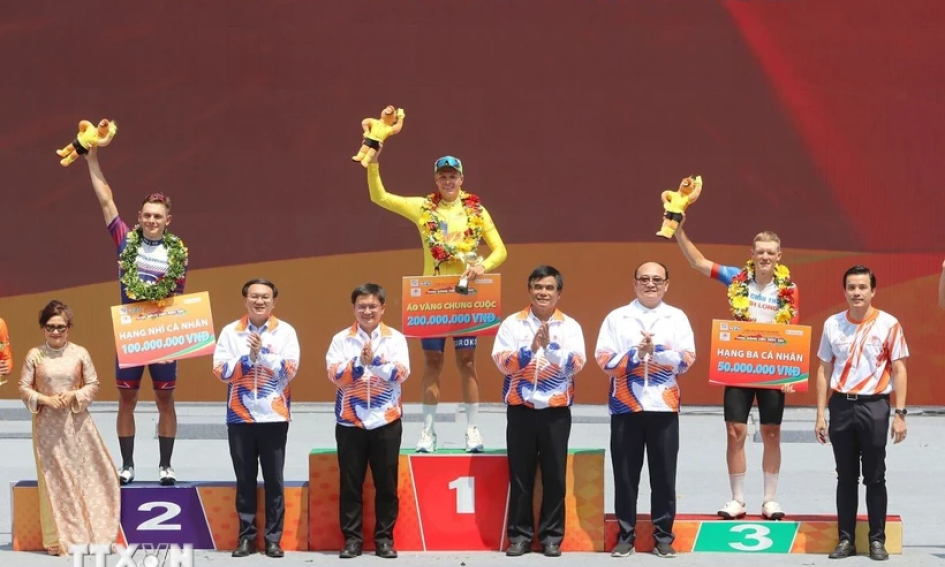Mikhail Fokin đoạt áo vàng chung cuộc đua xe đạp toàn quốc tranh Cúp Truyền hình