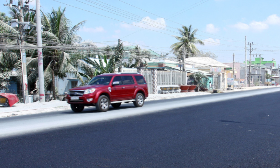 Phân luồng giao thông phục vụ thi công cầu Rạch Tràm