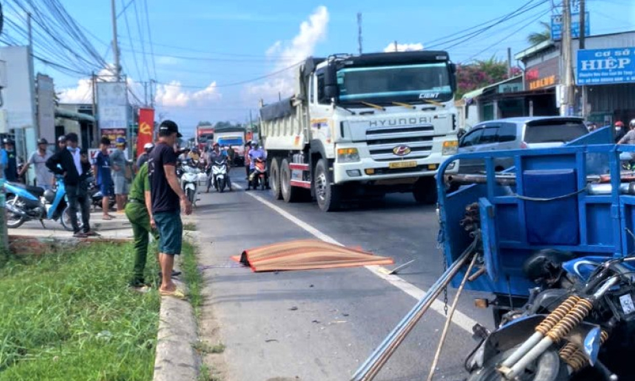 Xác minh nguyên nhân vụ tai nạn khiến người điều khiển xe ba gác tử vong