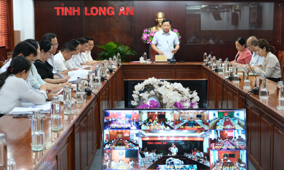 Đẩy nhanh tiến độ xây dựng, sửa chữa nhà tạm, nhà dột nát