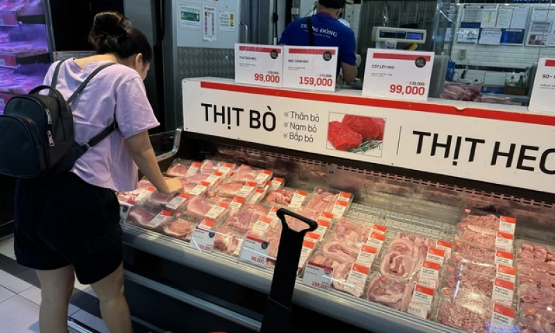 Giá heo hơi hôm nay 09/5: Bất ngờ tăng trở lại