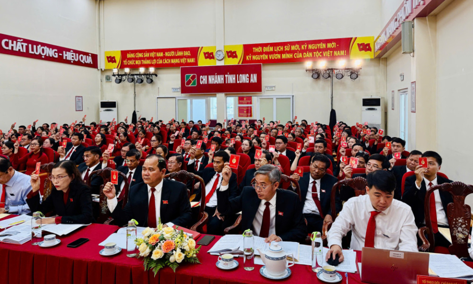 Ông Nguyễn Trí Dũng tái đắc cử chức vụ Bí thư Đảng ủy Agribank Chi nhánh tỉnh Long An