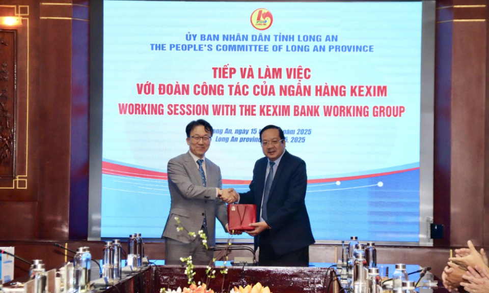 Lãnh đạo UBND tỉnh tiếp và làm việc với Đoàn công tác của Ngân hàng KEXIM