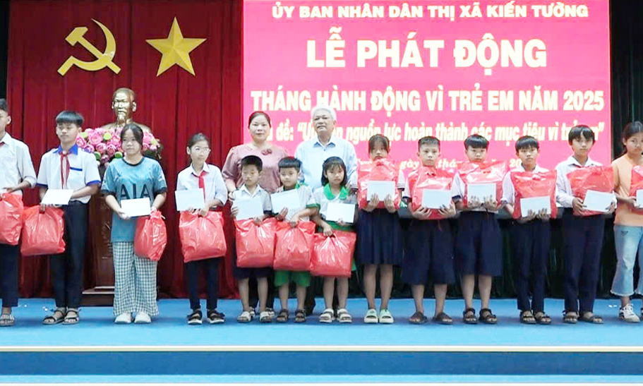 Kiến Tường: Phát động Tháng hành động Vì trẻ em năm 2025 