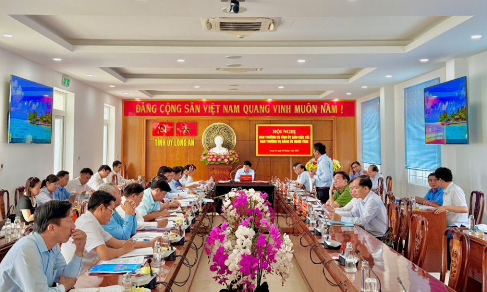 Ban Thường vụ Tỉnh ủy Long An làm việc với Ban Thường vụ Đảng ủy UBND tỉnh