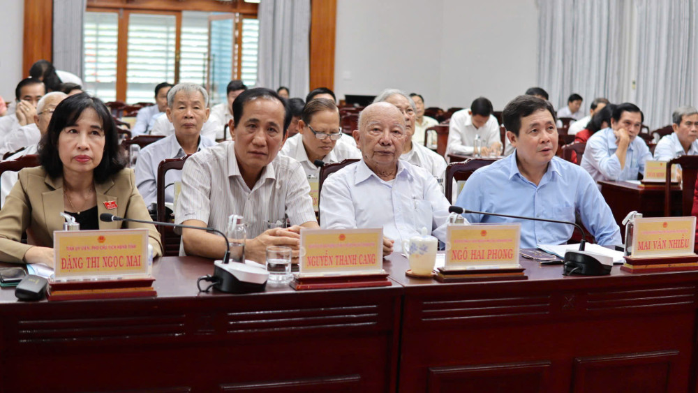 Đại biểu tham dự Hội nghị 