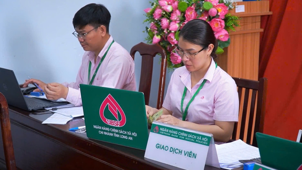 Các Tổ tiết kiệm và vay vốn tại huyện Đức Hòa ngày càng tạo được niềm tin nơi người dân