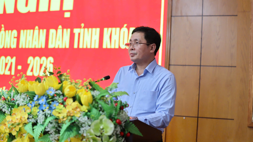 Ủy viên Ban Thường vụ Tỉnh ủy, Phó Chủ tịch phụ trách HĐND tỉnh – Mai Văn Nhiều phát biểu tại hội nghị