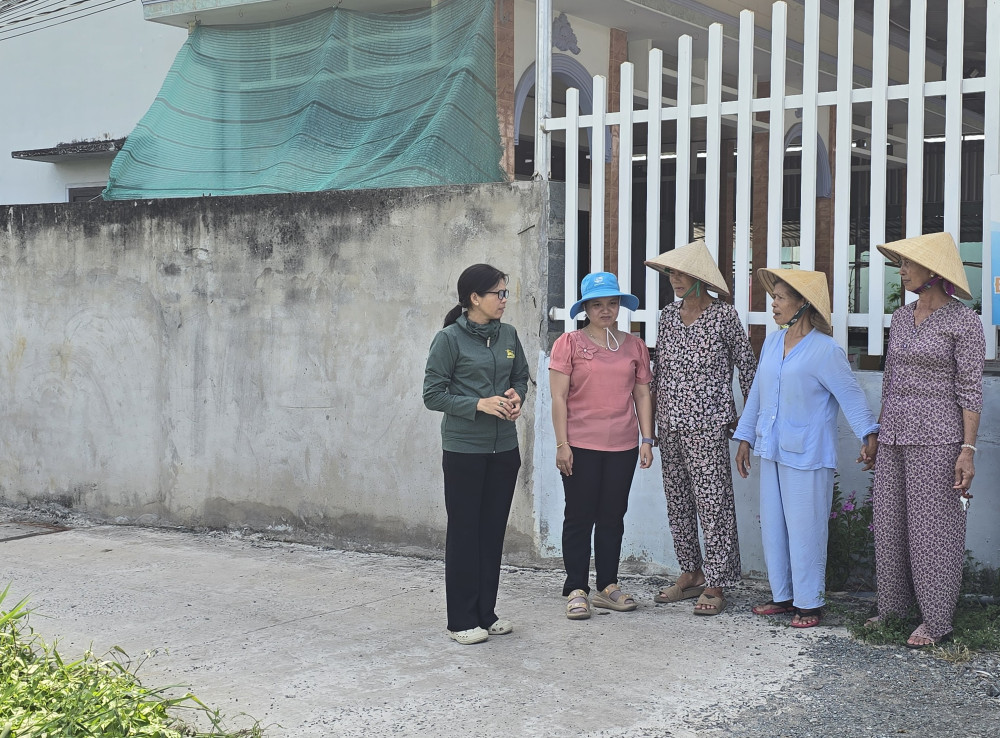 Công trình hẻm 51 đường Nguyễn Văn Trưng do Chi hội khu phố An Thuận 1, phường 7, TP.Tân An vận động tráng bêtông