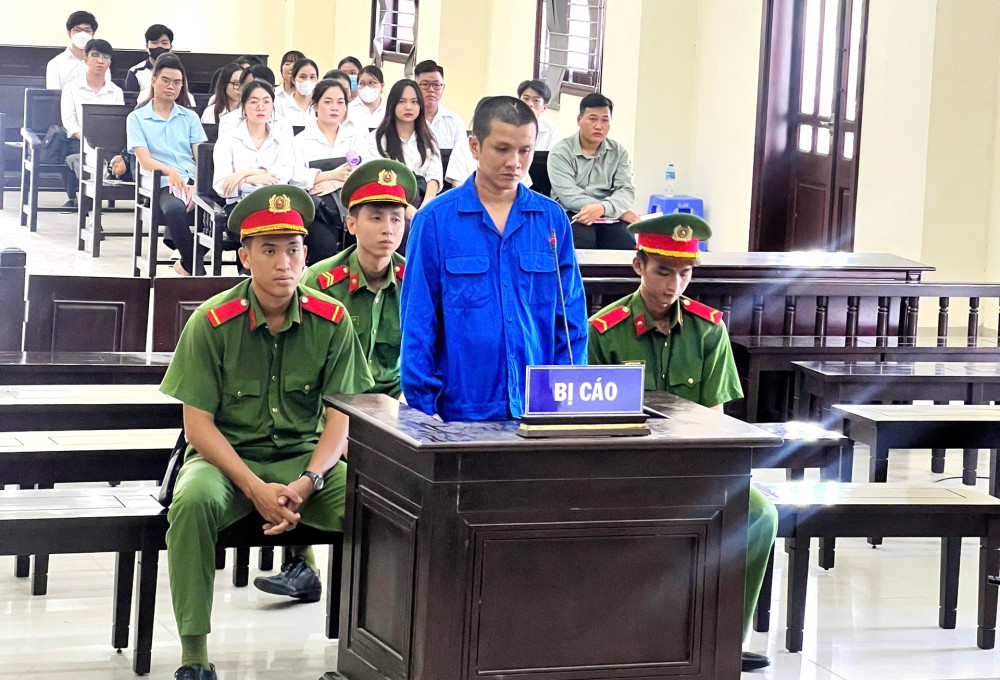Bị cáo Nguyễn Ngọc Hùng tại phiên tòa xét xử