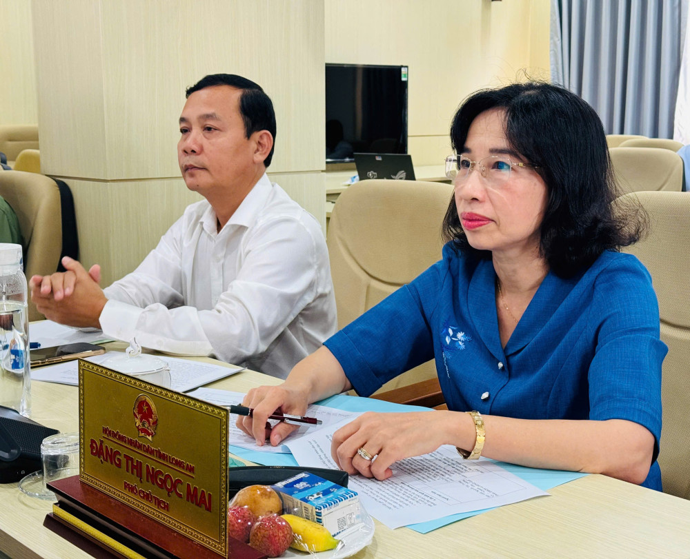 Phó Chủ tịch HĐND tỉnh – Đặng Thị Ngọc Mai tham dự buổi diễn tập