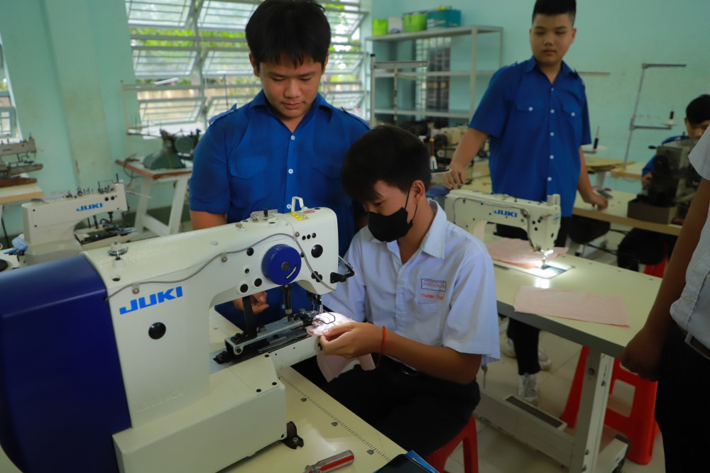 “Tọa đàm” trong tháng 6/2025 có chủ đề: “Học gì sau khi tốt nghiệp THCS, THPT? (Ảnh minh họa: An Nhiên)