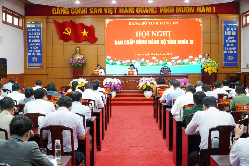 Ban Thường vụ Tỉnh ủy Long An thống nhất với Ban Thường vụ Tỉnh ủy Tây Ninh thời điểm hợp nhất các tổ chức, cơ quan, đơn vị cấp tỉnh đi vào hoạt động từ ngày 01/7/2025