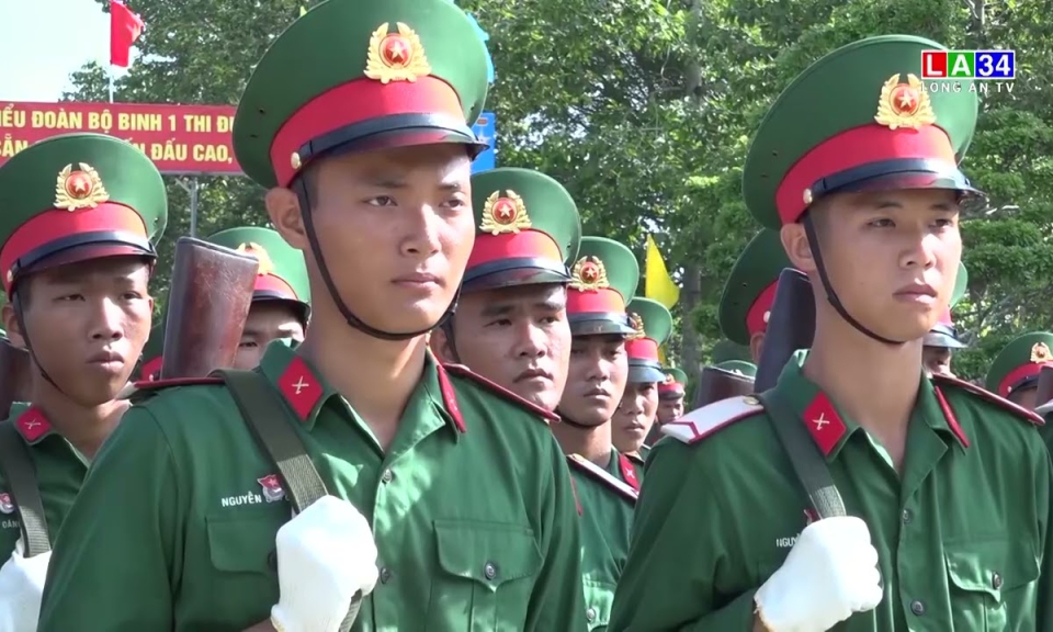 Trung đoàn 738, Bộ CHQS tỉnh Long An tổ chức Lễ tuyên thệ chiến sĩ mới năm 2025