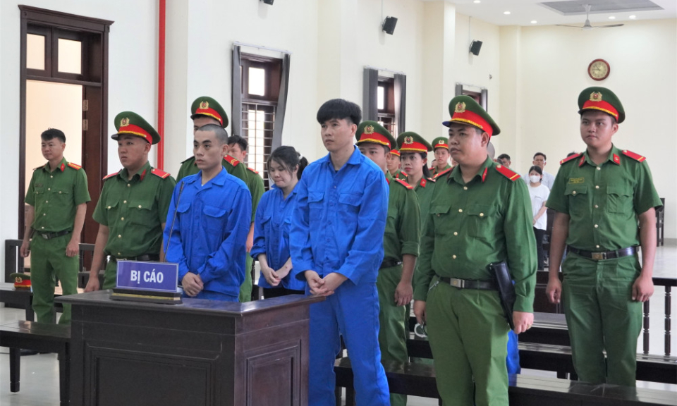Đề nghị 4 án tử hình nhóm mua bán ma túy tông xe khiến cảnh sát giao thông tử vong 