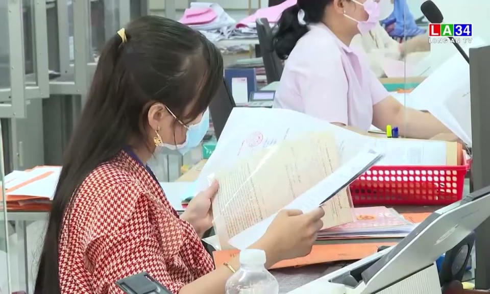 Không để ảnh hưởng đến việc giải quyết thủ tục hành chính đất đai khi thực hiện sắp xếp