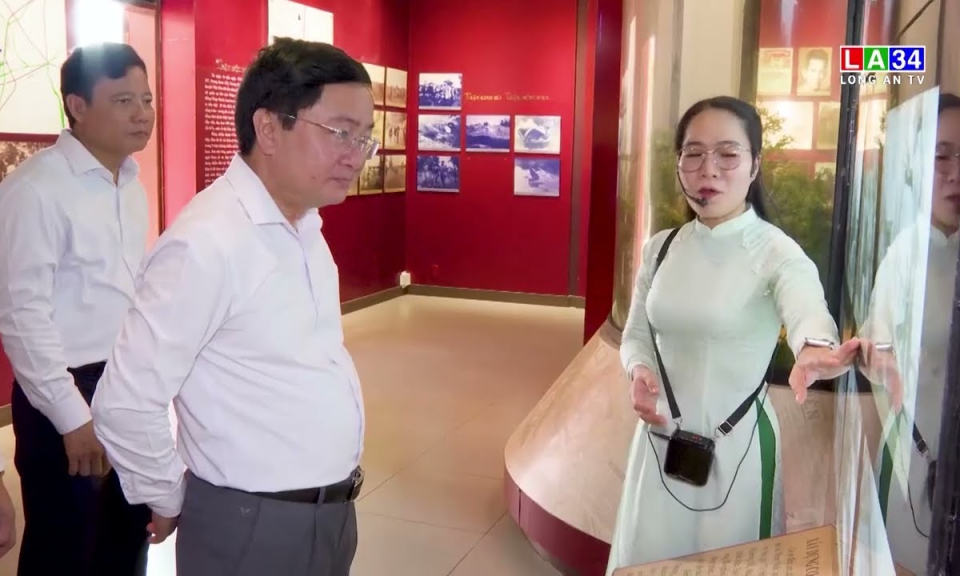 Bí thư Tỉnh ủy dự hoạt động về nguồn kỷ niệm 100 năm Ngày Báo chí Cách mạng Việt Nam
