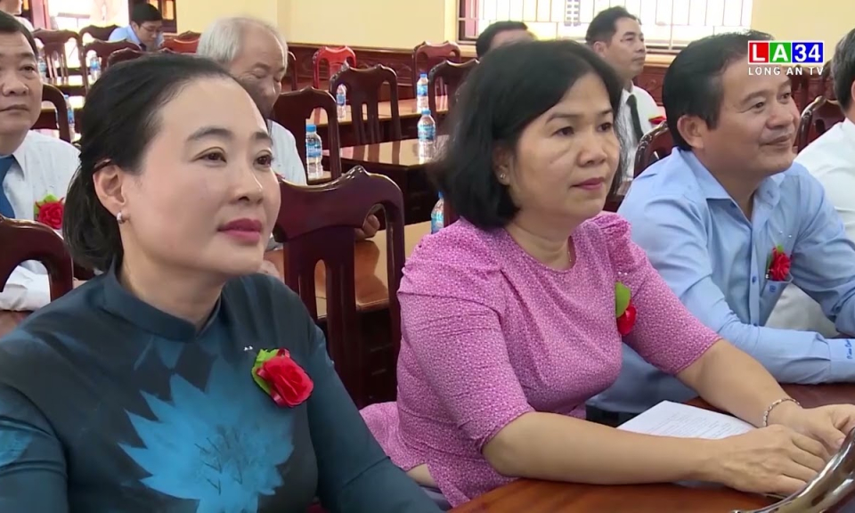 Công nhận huyện Tân Trụ đạt chuẩn huyện NTM nâng cao năm 2024