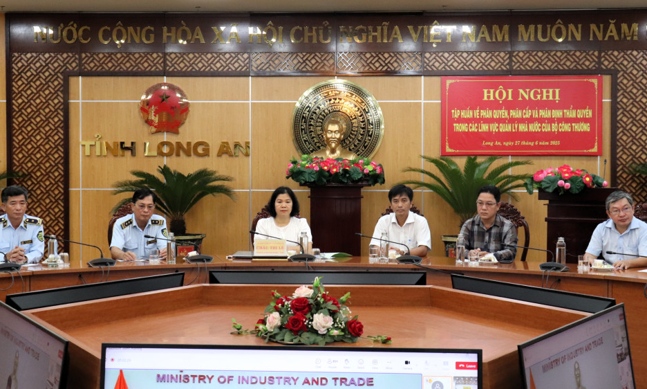 Tập huấn về phân quyền, phân cấp và phân định thẩm quyền trong các lĩnh vực quản lý nhà nước của Bộ Công Thương