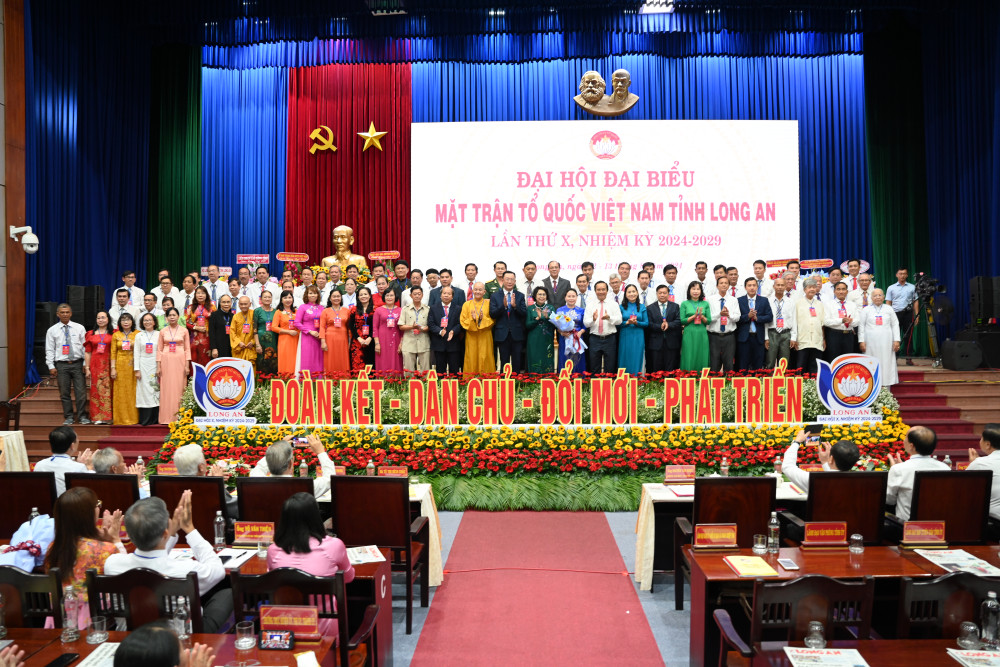 UBMTTQ Việt Nam tỉnh khóa X ra mắt đại hội