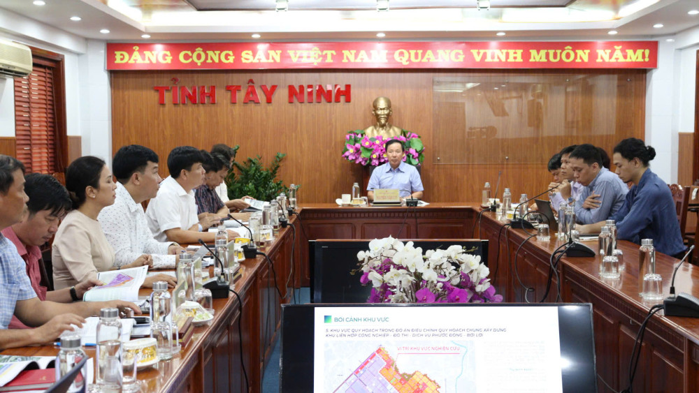 Các đại biểu dự cuộc họp