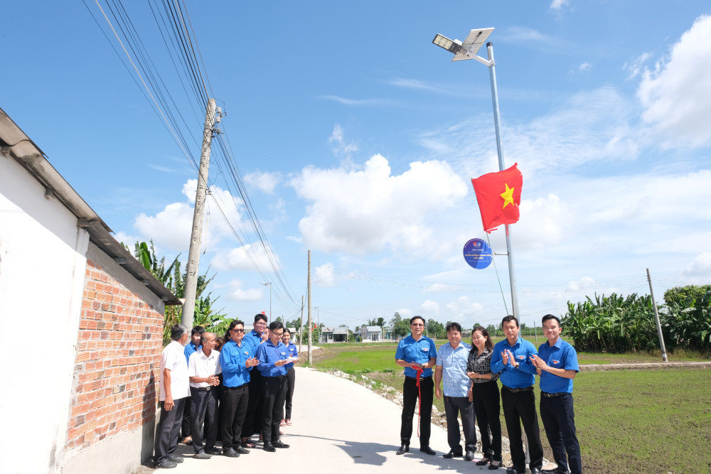 Tuổi trẻ Tây Ninh phát huy tinh thần xung kích, góp sức xây dựng nông thôn mới tại các địa bàn xã