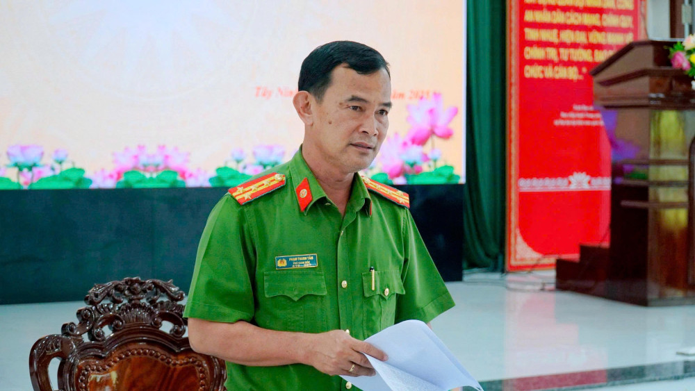 Đại tá Phạm Thanh Tâm - Phó Giám đốc Công an tỉnh phát biểu chỉ đạo