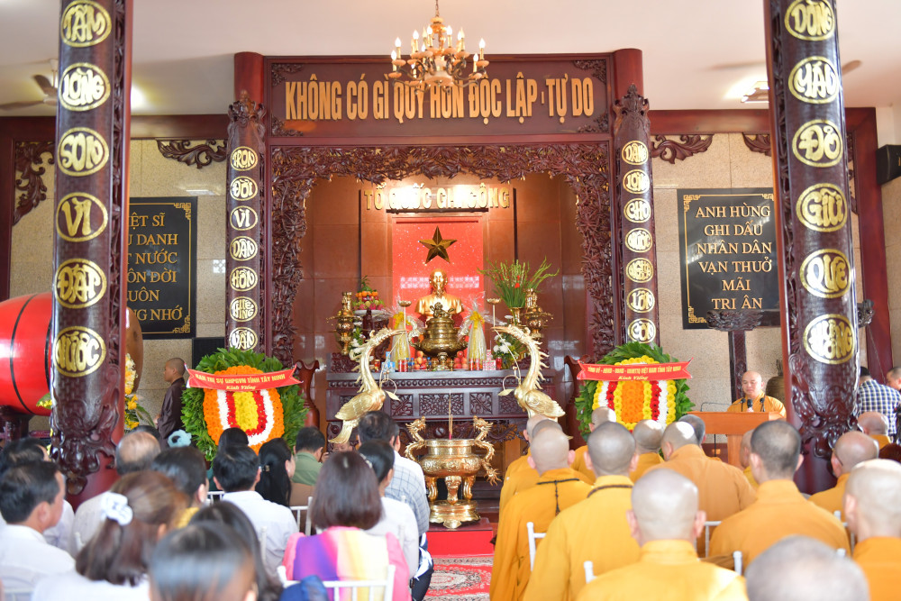 Quang cảnh buổi lễ