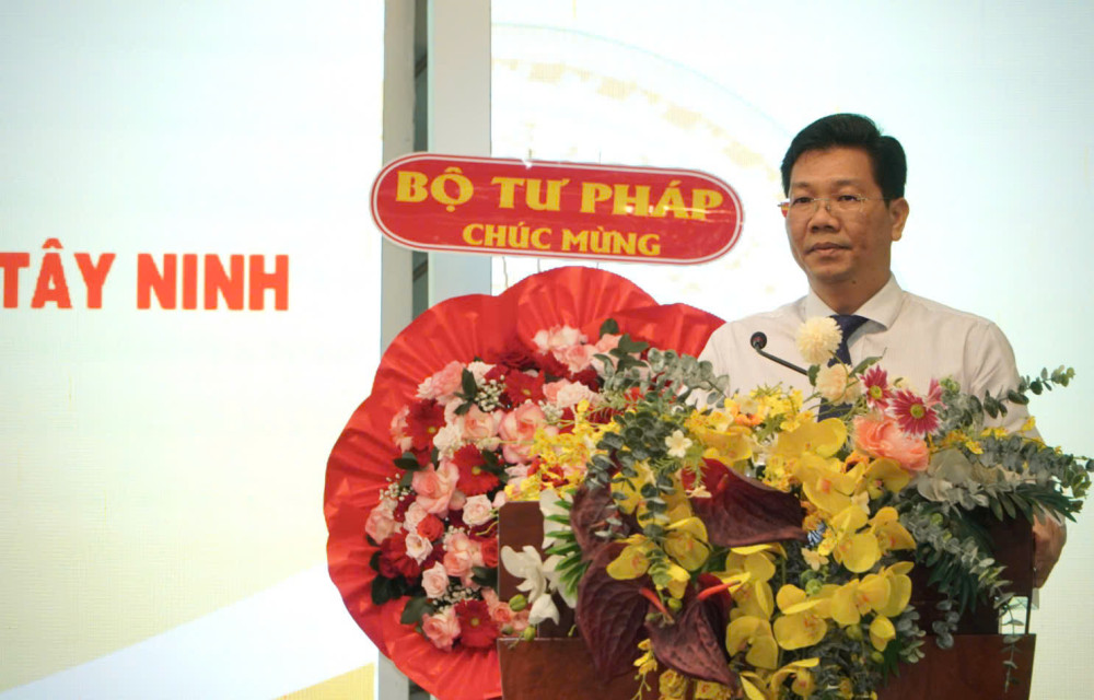 Phó Bí thư Thường trực Tỉnh ủy, Chủ tịch HĐND tỉnh Tây Ninh - Nguyễn Mạnh Hùng phát biểu tại hội nghị