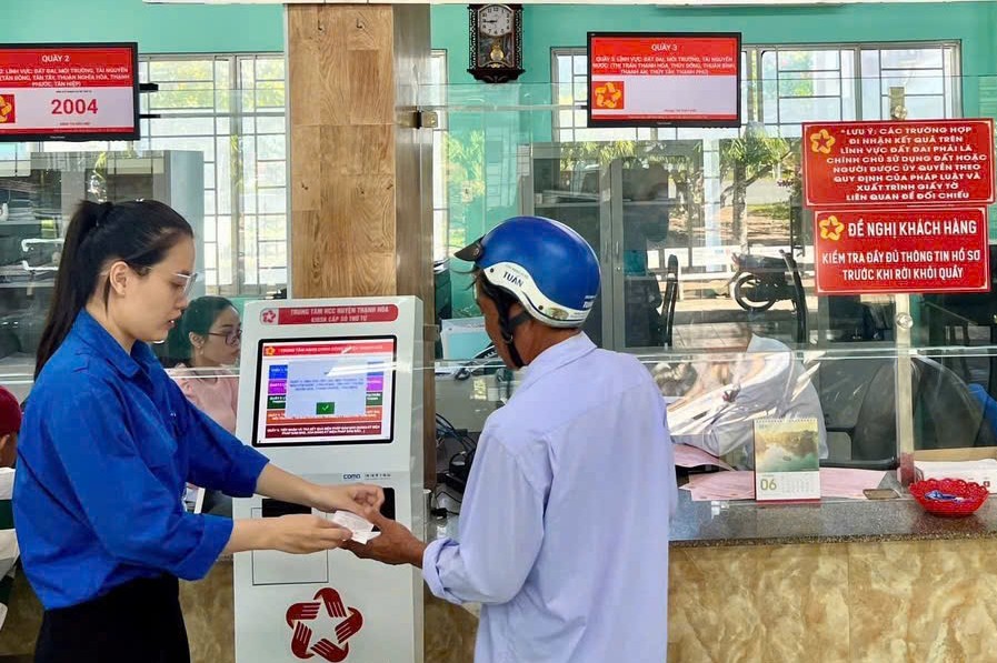 Việc đưa vào vận hành mô hình chính quyền địa phương 2 cấp đang mở ra kỳ vọng về bộ máy tinh gọn, hoạt động hiệu quả hơn ở cấp xã