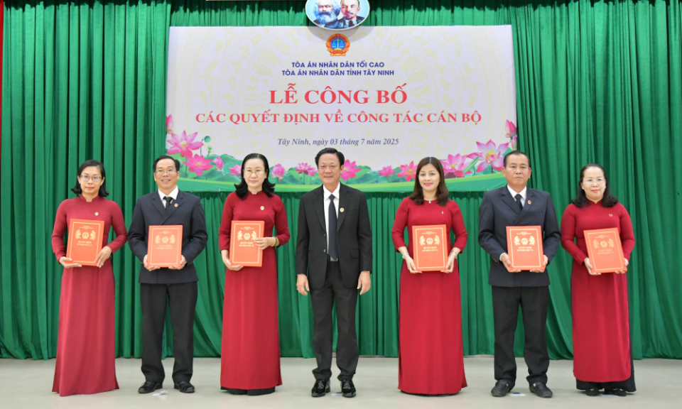 Tòa án nhân dân tỉnh bổ nhiệm lãnh đạo các Tòa, phòng chuyên trách