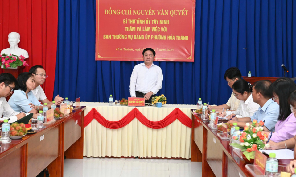 Bí thư Tỉnh ủy - Nguyễn Văn Quyết: Xã, phường mới phải phát triển hơn xã, phường cũ