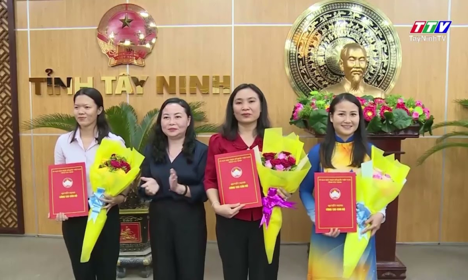 Công bố quyết định về công tác cán bộ tại cơ quan Ủy ban MTTQ Việt Nam tỉnh Tây Ninh