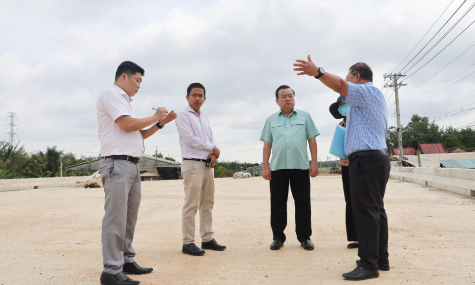 Khảo sát một số tuyến đường “điểm nóng” cử tri phản ánh 