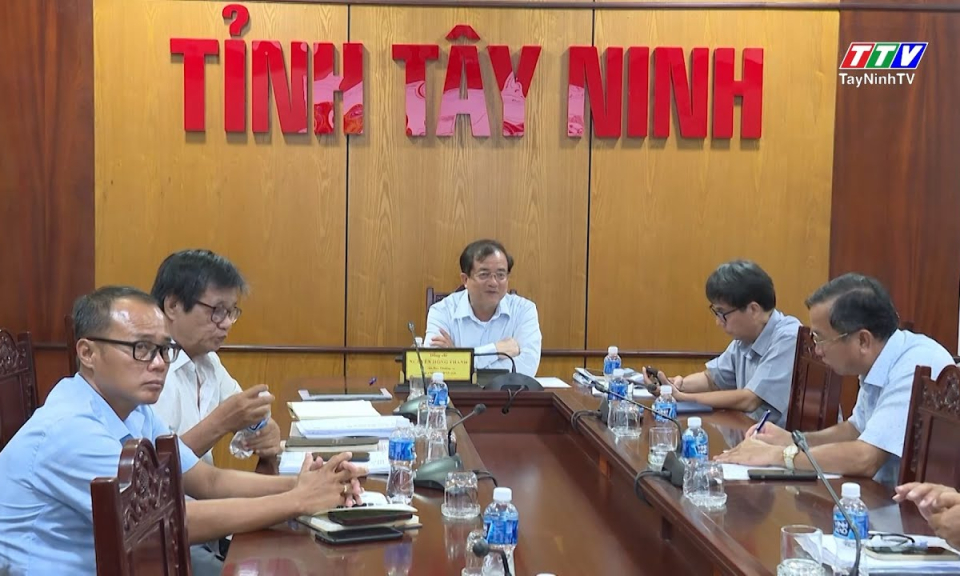 Họp Hội đồng thi tuyển thiết kế Đài tưởng niệm Quân tình nguyện Việt Nam hy sinh tại Campuchia