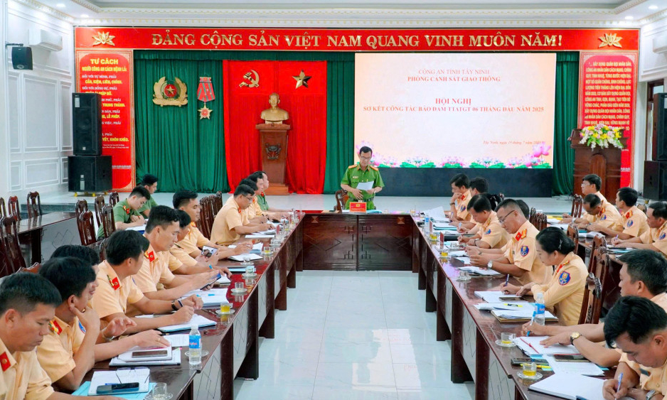 6 tháng đầu năm 2025 tình hình trật tự an toàn giao thông giảm cả 3 tiêu chí