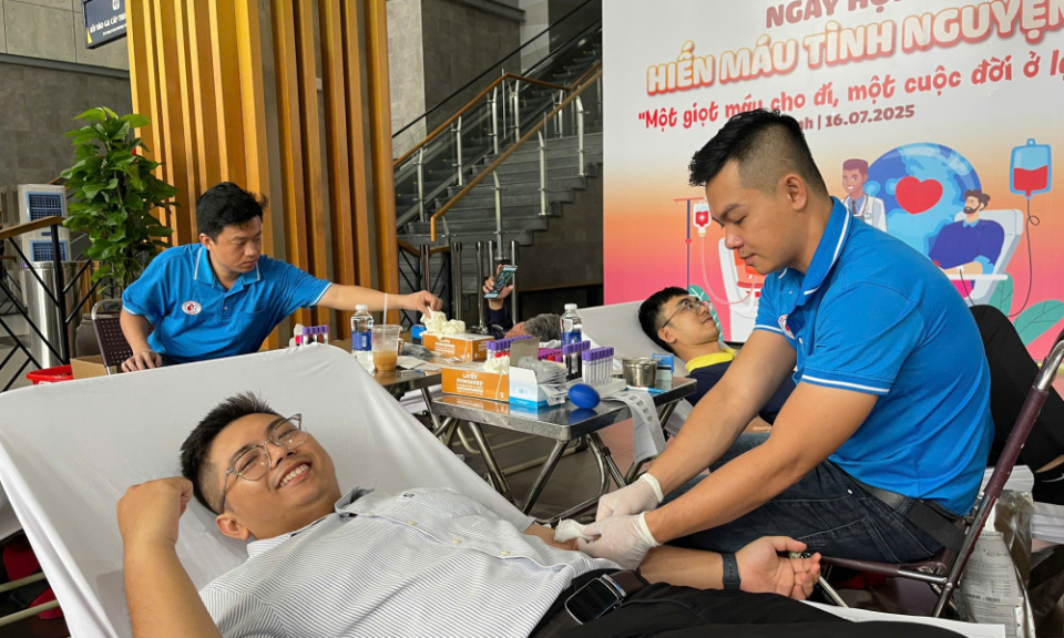 Gần 140 đơn vị máu được tiếp nhận tại Ngày hội hiến máu tình nguyện