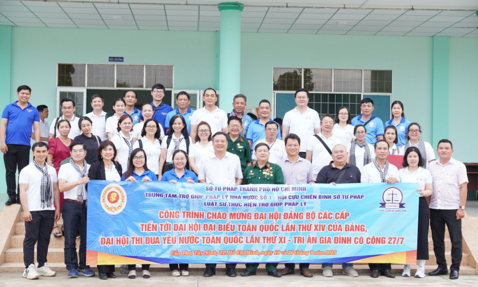 Sở Tư pháp TP.HCM thực hiện công tác an sinh xã hội tại xã Nhựt Tảo