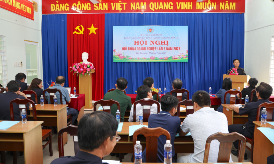 Chi cục Hải quan khu vực XVII tổ chức Hội nghị đối thoại doanh nghiệp lần 2