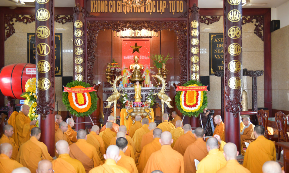 Cầu siêu tri ân các anh hùng, liệt sĩ