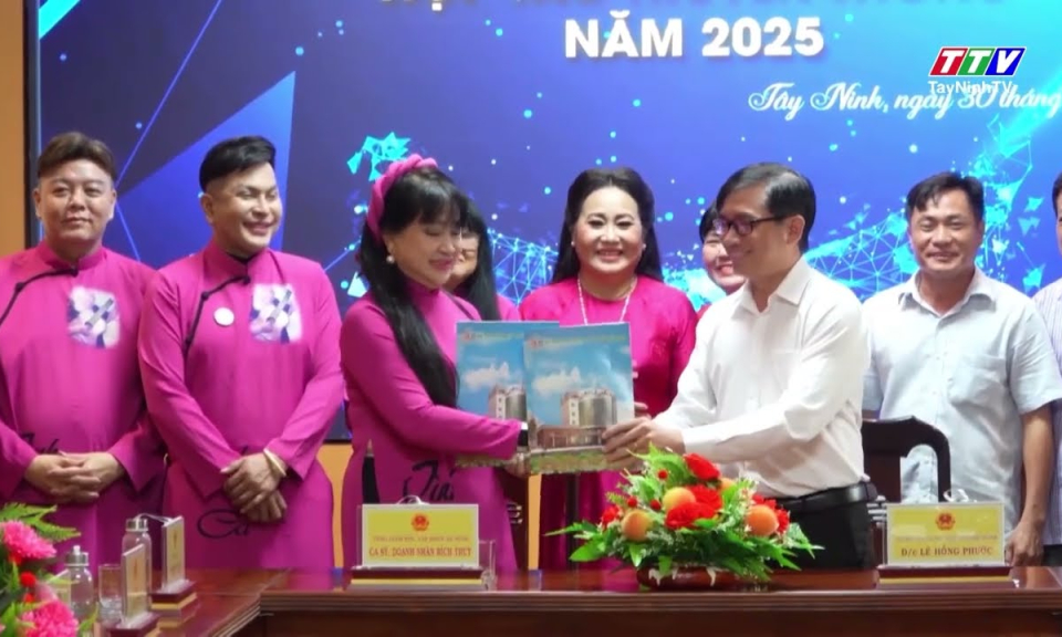 Báo và phát thanh, truyền hình Tây Ninh ký kết hợp tác với Tập đoàn An Nông