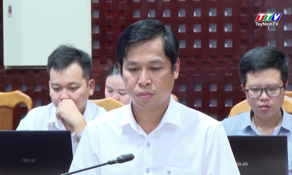 Lãnh đạo UBND tỉnh làm việc với Trung tâm Phát triển quỹ đất