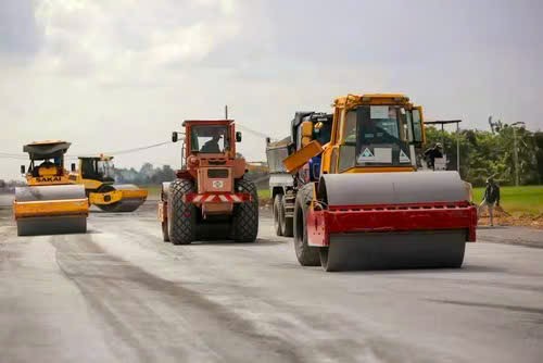 Nhiều dự án đang bước vào giai đoạn tăng tốc, kỳ vọng sẽ tạo ra động lực mạnh mẽ cho công tác giải ngân đầu tư công trong những tháng cuối năm
