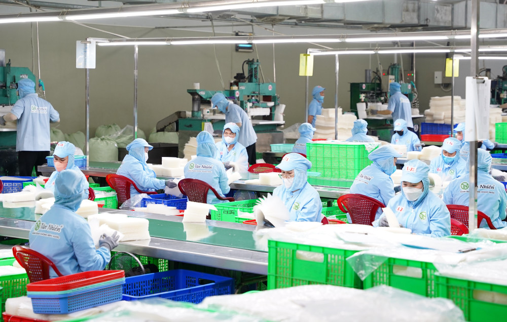  Sản xuất tại Công ty TNHH Tân Nhiên