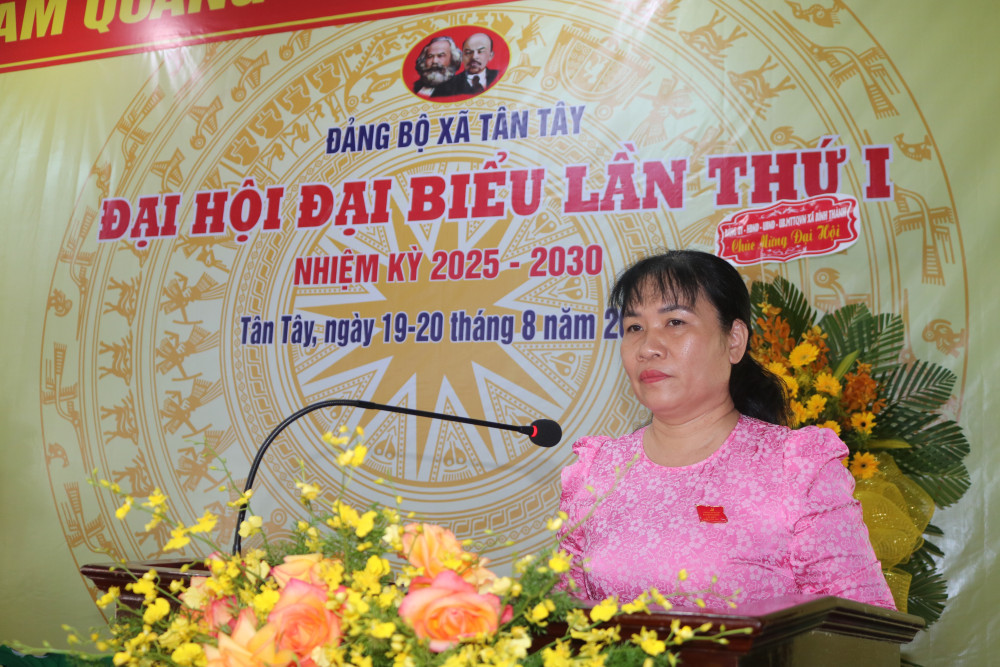 Đồng chí Hồ Thị Ngọc Lan được chỉ định giữ chức vụ Bí thư Đảng ủy xã