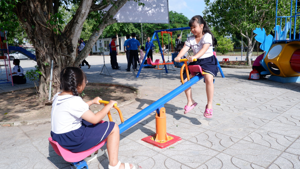 Sân chơi cho trẻ em được quan tâm đầu tư