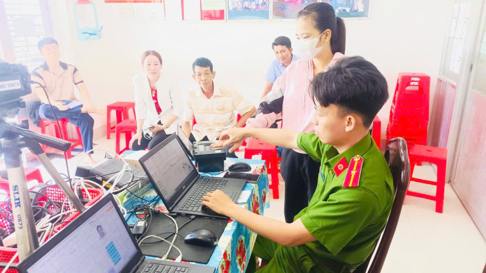 UBND tỉnh yêu cầu tăng tốc cấp định danh điện tử trong tháng 8