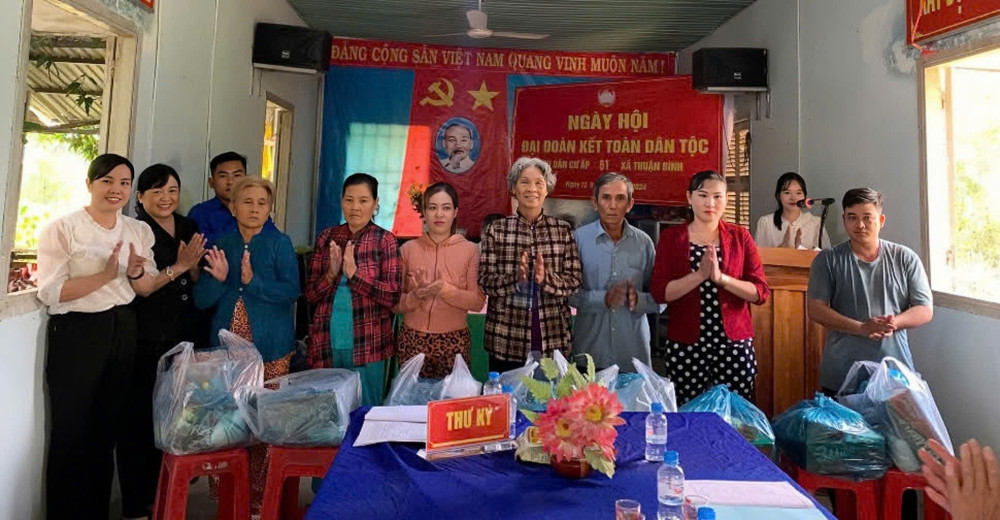 Với phương châm “không để ai bị bỏ lại phía sau”, nhiều hoạt động an sinh xã hội được triển khai sâu rộng