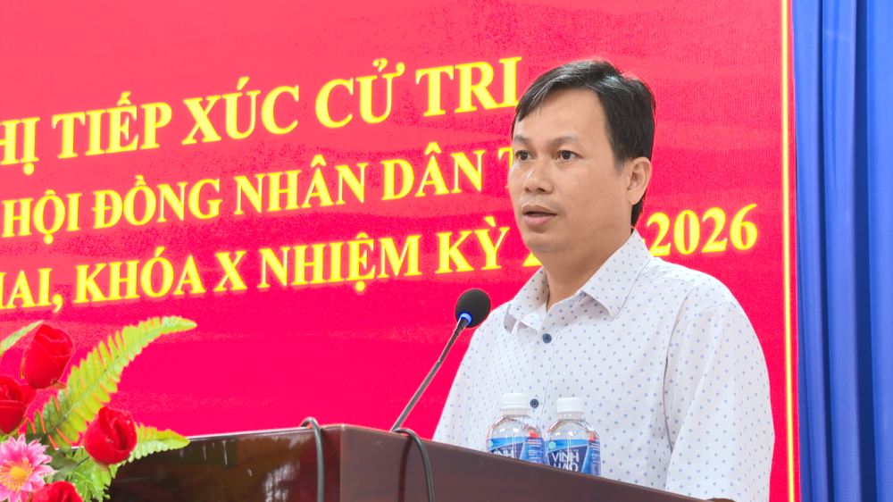 Chủ tịch UBND xã Ninh Điền Đỗ Thành Trung trả lời kiến nghị cử tri